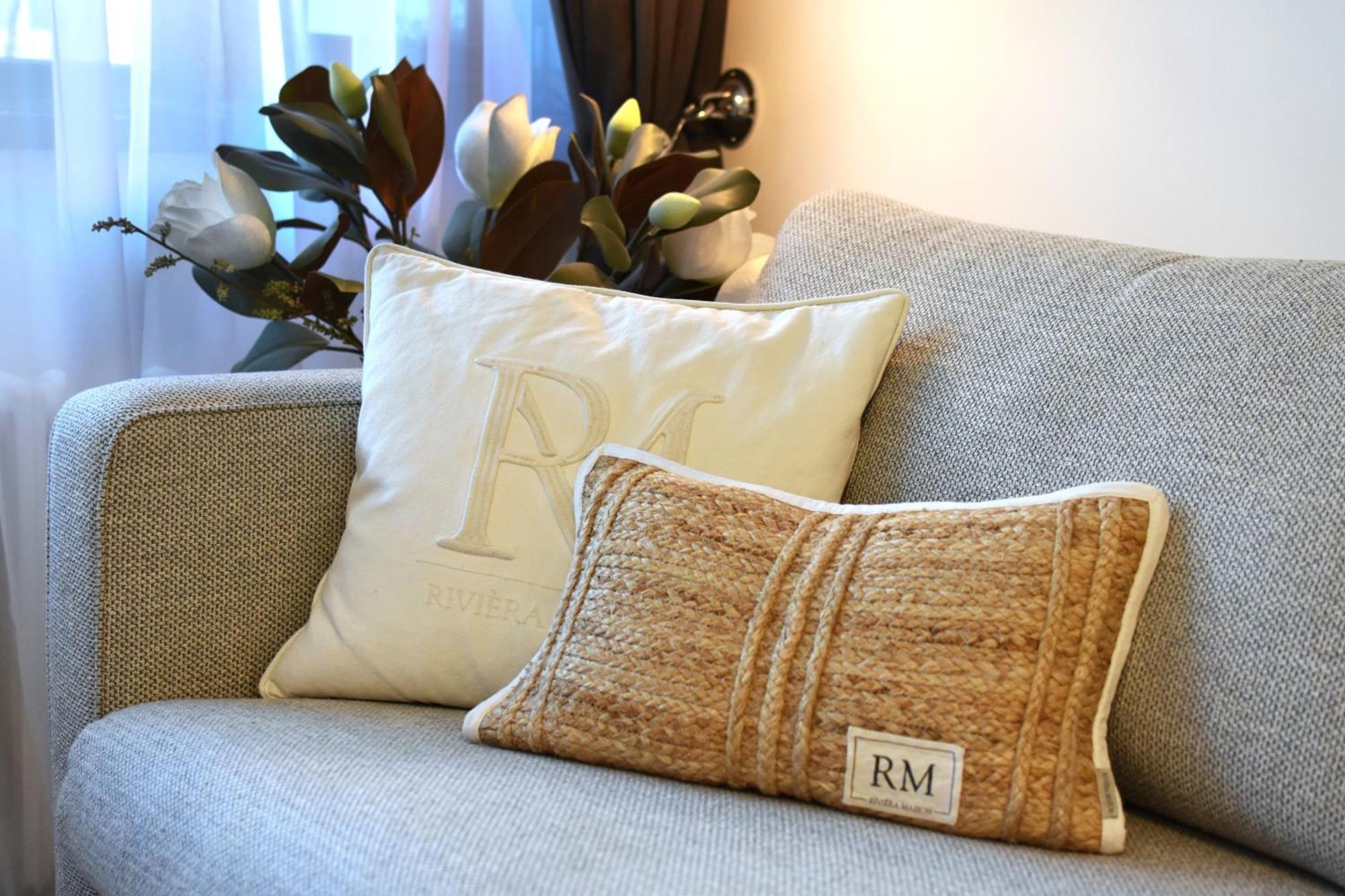 Design Apt In Old Town-Free Parking-Balcony Bratislava Ngoại thất bức ảnh